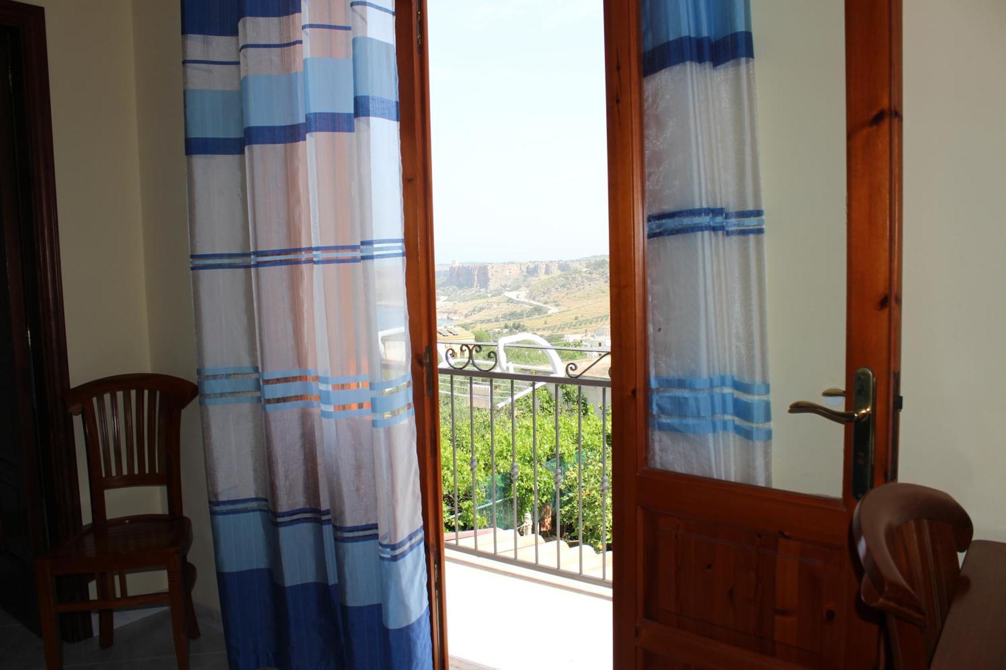 Raggio Di Sole Bed & Breakfast Macari Exterior photo