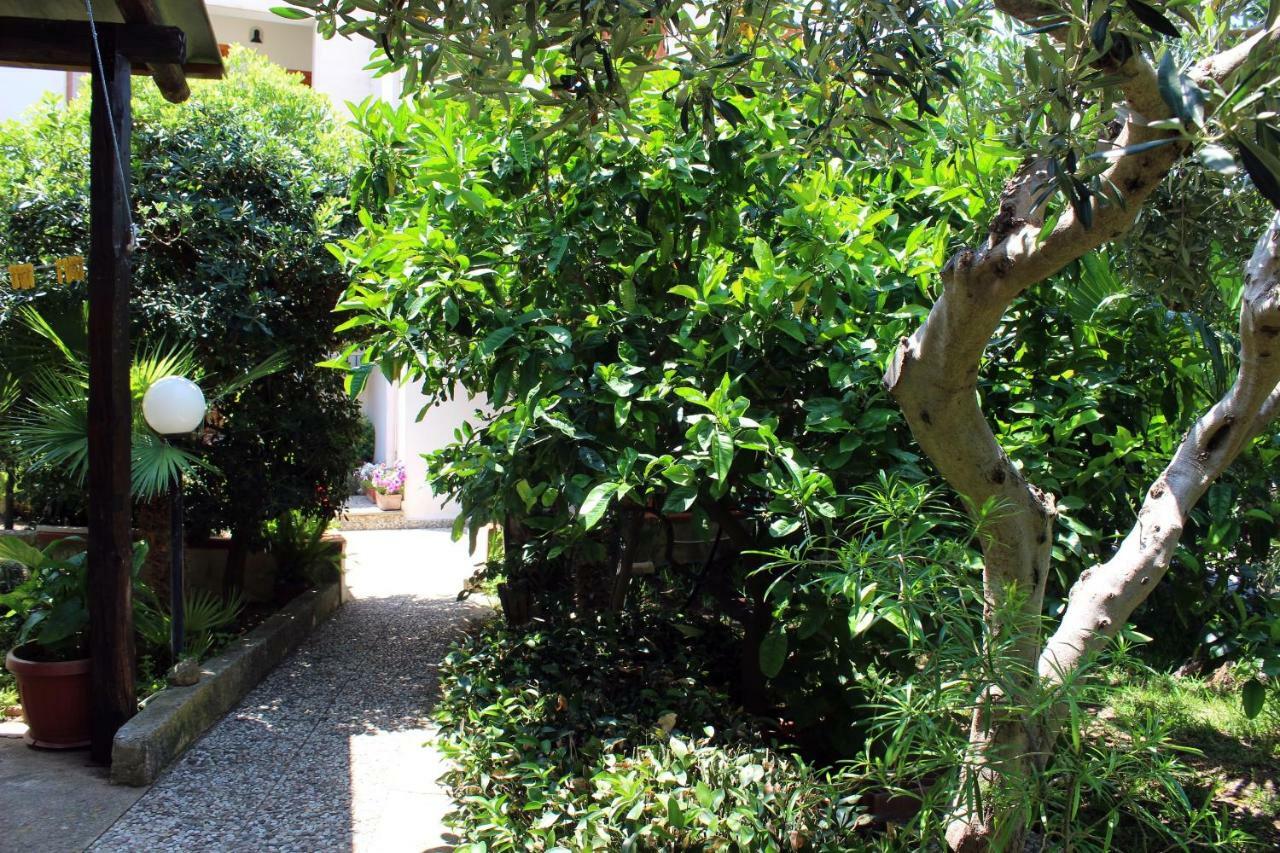 Raggio Di Sole Bed & Breakfast Macari Exterior photo